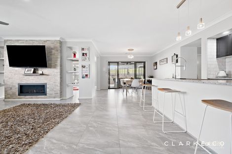 Property photo of 26 Swift Crescent Windella NSW 2320