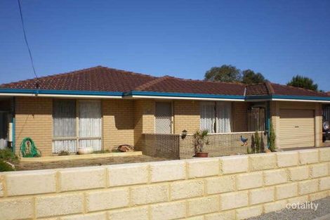 Property photo of 150 Gradient Way Beldon WA 6027