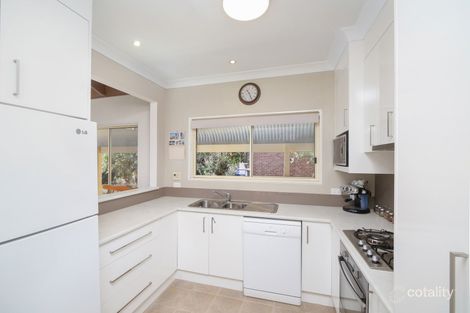 Property photo of 2 Keveer Close Berkeley Vale NSW 2261