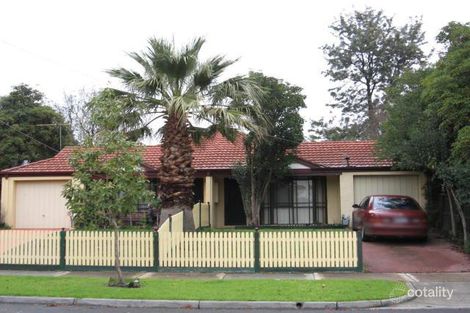 2/4 Straughan St, Glen Iris, VIC 3146