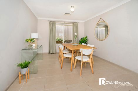 Property photo of 10 Pinnacle Close Bolwarra Heights NSW 2320
