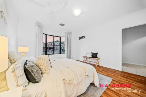 Property photo of 79 Elyard Crescent Stirling WA 6021