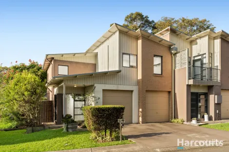 Property photo of 14 Kestrel Circuit Shortland NSW 2307