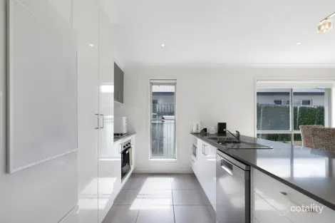 Property photo of 27 Alexa Rise Upper Coomera QLD 4209