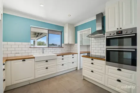 Property photo of 180 Bridgewater Drive Kallaroo WA 6025