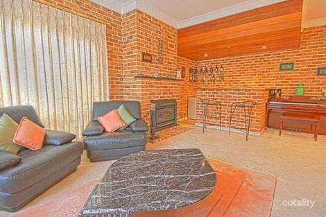 Property photo of 8 Phoenix Close Castle Hill NSW 2154