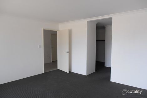 Property photo of 9 Ginger Loop Treeby WA 6164