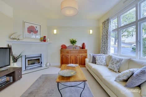 105 Lord St, Sandy Bay, TAS 7005