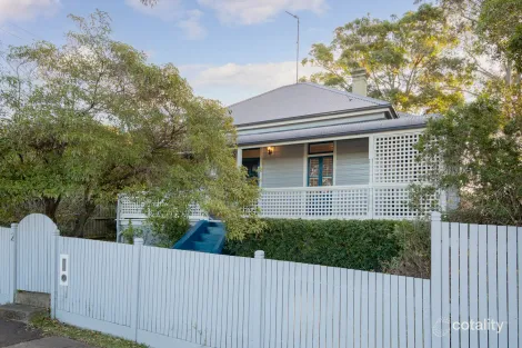 Property photo of 2 Tighe Street Waratah NSW 2298
