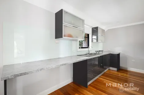 Property photo of 16 Ellis Place Kings Langley NSW 2147