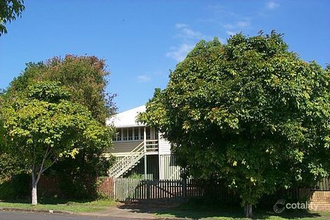 Property photo of 110 Pine Street Wynnum QLD 4178