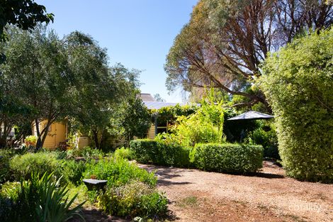 Property photo of 141 High Street Maldon VIC 3463
