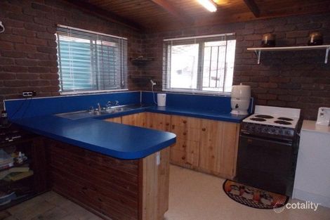 Property photo of 2 Heathwood Court Hampden QLD 4741