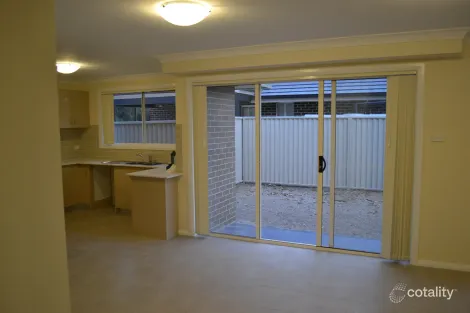 Property photo of 2 Lamont Place Cartwright NSW 2168