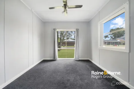 Property photo of 19 Wall Road Gorokan NSW 2263