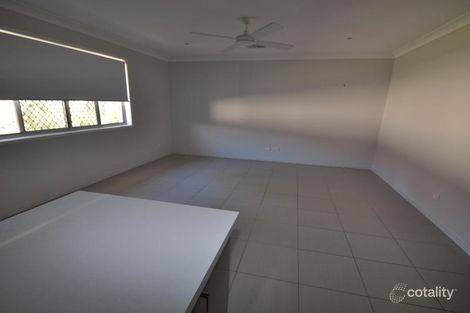 Property photo of 10 Stega Place Wynnum West QLD 4178