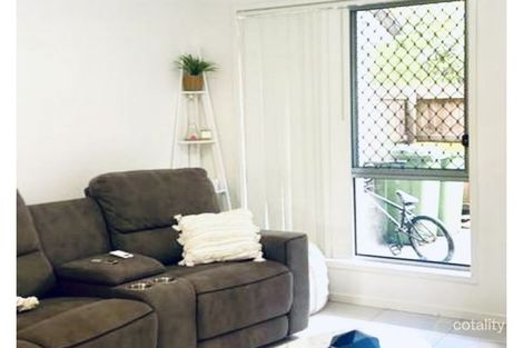 Property photo of 27/131 McAuley Parade Pacific Pines QLD 4211