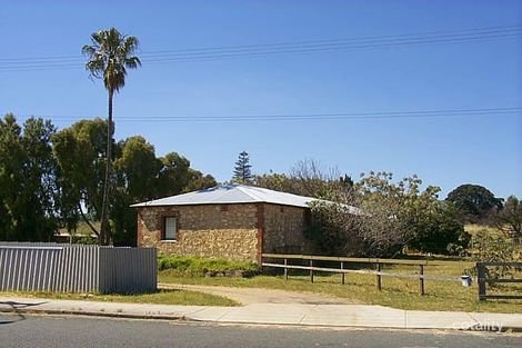 19a Forrest Rd, Hamilton Hill, WA 6163