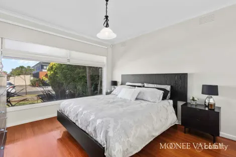 Property photo of 36 Arcade Way Avondale Heights VIC 3034