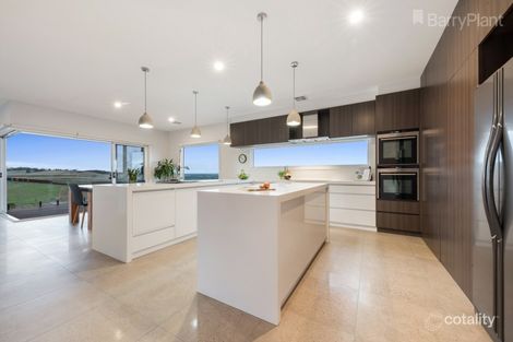 29 Swanbourne Ave, Highton, VIC 3216