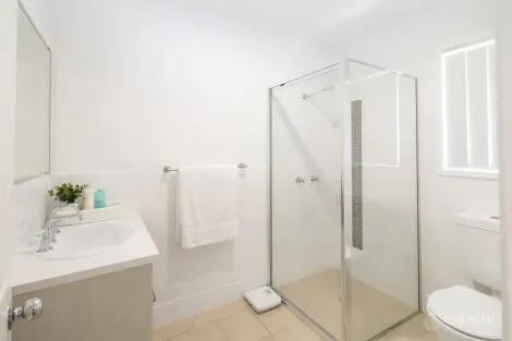 Property photo of 2 Calypso Close Urraween QLD 4655