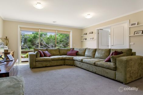 Property photo of 4 Boyd Court Romsey VIC 3434