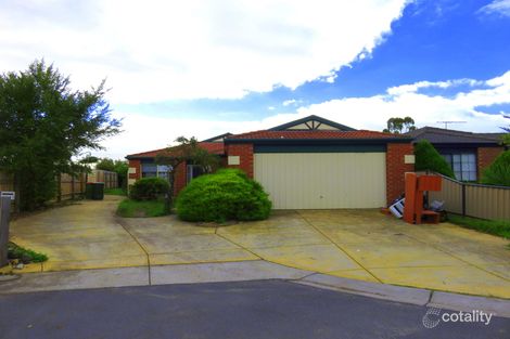 Property photo of 33 Rostron Way Roxburgh Park VIC 3064