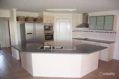 Property photo of 17 Honeyeater Drive Highfields QLD 4352