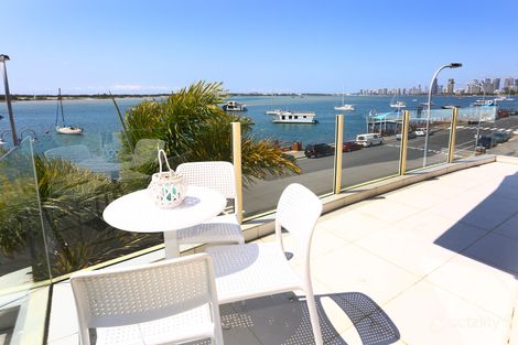 Property photo of 310 Marine Parade Labrador QLD 4215