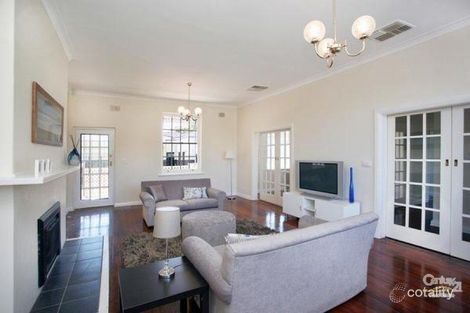 42 Cross Rd, Myrtle Bank, SA 5064