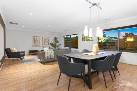 Property photo of 9 Fieldstone Crescent Cranbourne North VIC 3977