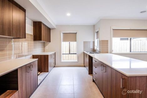 Property photo of 55 Fiorelli Boulevard Cranbourne East VIC 3977