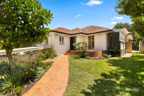 Property photo of 72 Bowman Parade Bardon QLD 4065