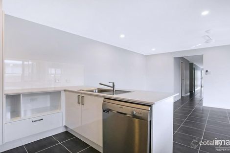 Property photo of 1/142 Bilby Drive Morayfield QLD 4506