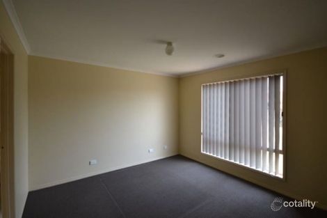 Property photo of 24 Genoa Way Cranbourne West VIC 3977