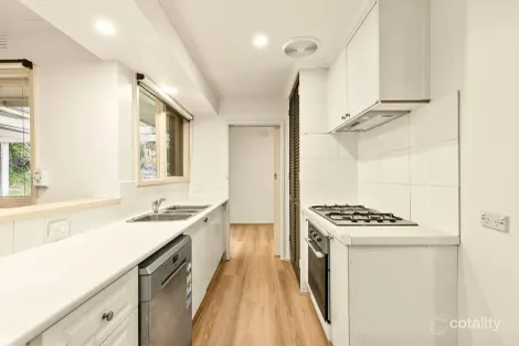 Property photo of 19 Windella Quadrant Doncaster VIC 3108