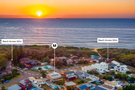 Property photo of 21 Boomerang Street Budgewoi NSW 2262