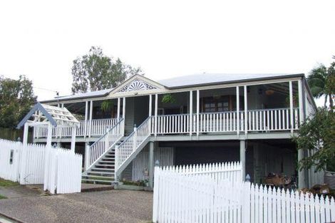 8 Princess St, Camp Hill, QLD 4152