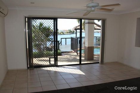 Property photo of 158A Monterey Keys Drive Helensvale QLD 4212