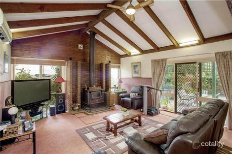 Property photo of 35 Edgerton Road Lovely Banks VIC 3213