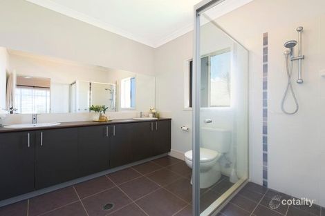 Property photo of 11 Rise Place Moggill QLD 4070