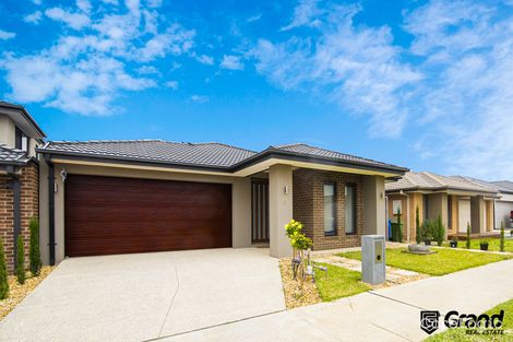 Property photo of 8 Bazadaise Drive Clyde North VIC 3978