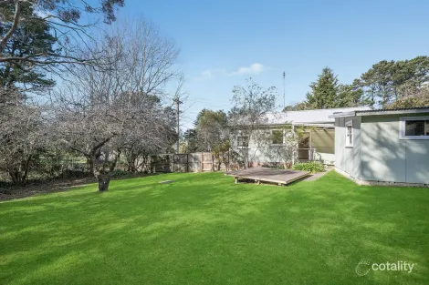 Property photo of 33 Cascade Street Wentworth Falls NSW 2782