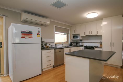 Property photo of 32 Obriens Lane Koroit VIC 3282