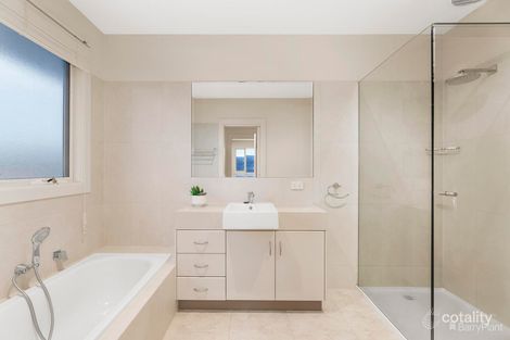 Property photo of 1/8 Curlew Court Doncaster VIC 3108