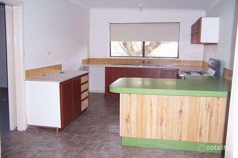 Property photo of 28 Eacott Street Mandurah WA 6210