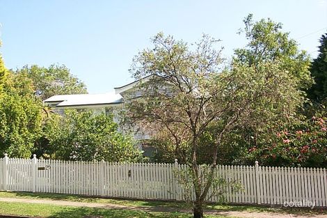 26 Woonga Dr, Ashgrove, QLD 4060