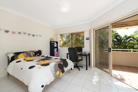 Property photo of 1/52 Mitre Street St Lucia QLD 4067