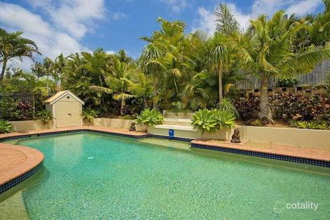 Property photo of 16 Corringle Close Helensvale QLD 4212