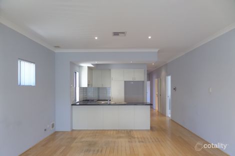 Property photo of 40 Amberley Way Westminster WA 6061